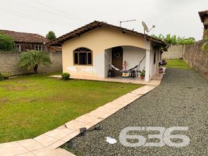 Residência - Centro - Araquari