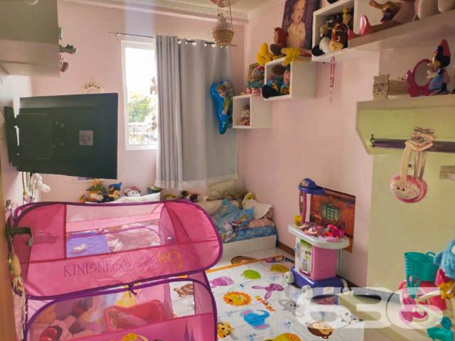 Apartamento à venda no Costa e Silva, Joinville/SC – Amplo, mobiliado e pronto para morar!
Para você que busca conforto, praticidade e excelente localização, este apartamento no bairro Costa e Silva é uma verdadeira oportunidade! Com 98,32m² de área, este imóvel oferece uma planta inteligente e bem distribuída, ideal para quem deseja morar com qualidade ou investir com segurança.
Na área social, destaque para a ampla sacada com churrasqueira a carvão – perfeita para reunir amigos e família – além de uma cozinha planejada funcional e bem equipada. A área de serviço é separada e conta com ventilação natural.
O imóvel está próximo de shoppings, escolas, hospitais, transporte público e de todos os serviços essenciais, facilitando o dia a dia de sua família.
Agende uma visita com a 636 Negócios Imobiliários e surpreenda-se com este excelente custo-benefício. São mais de 30 anos de experiência construindo confiança no mercado imobiliário.
636 NEGÓCIOS IMOBILIÁRIOS: A SUA MELHOR ESCOLHA
Com mais de 30 anos de experiência, a 636 Negócios Imobiliários é sua parceira ideal para encontrar o imóvel perfeito. Estamos prontos para ajudá-lo a fazer deste imóvel o seu novo lar.
Telefone: (47) 3451-0636
WhatsApp: (47) 99190-0636
Não perca esta oportunidade única. Visite nosso site para mais informações: i636.com.br