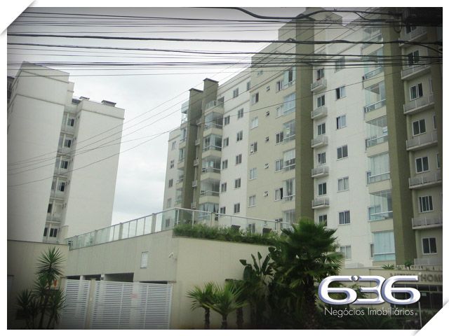 COBERTURA PLANA COM 1 SUÍTE E 2 QUARTOS NO BAIRRO