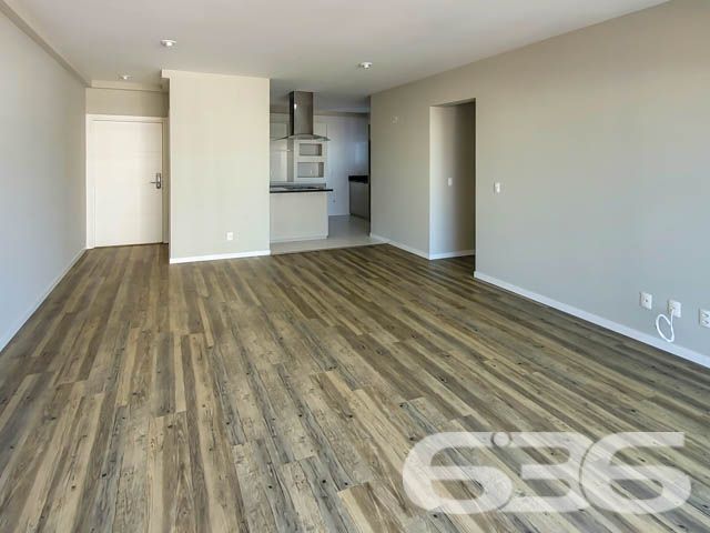 SEU NOVO LAR! AMPLO APARTAMENTO COM SUÍTE + 2 DORM