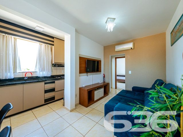 Apartamento localizado no coração de Balneário Barra do Sul, no tranquilo bairro de Salinas. Com uma estrutura cuidadosamente pensada para oferecer conforto e qualidade, este imóvel destaca-se tanto pela sua localização privilegiada quanto pelo excelente aproveitamento do espaço interno - ESTUDA PERMUTA

Este encantador apartamento de 62m², é perfeito para quem busca uma vida tranquila, mas sem abrir mão do acesso fácil a serviços essenciais. O Residencial é uma verdadeira jóia arquitetônica, com fachada moderna e uma disposição interna que maximiza cada metro quadrado disponível.

O apartamento é totalmente mobiliado, o que significa que você e sua família podem se mudar sem preocupações. Com dois dormitórios confortáveis e um banheiro elegantemente acabado, cada detalhe foi pensado para o seu bem-estar. A sala de estar e jantar integradas são espaçosas e acolhedoras.

A cozinha, com seu design funcional, inclui uma churrasqueira que promete ser o centro das atenções em encontros com amigos e família. 

Externamente, o Residencial está localizado próximo a praia de salinas, 
 oferecendo um ambiente seguro e privativo, completamente murado e com monitoramento privado. O imóvel conta ainda com uma garagem descoberta e está próximo a vias de acesso, transporte público, escolas e hospitais, garantindo facilidade no dia a dia.

Viver no Residencial significa ter a certeza de estar em um ambiente que valoriza a segurança, a privacidade e a comodidade. É um convite para desfrutar de uma vida com qualidade, rodeada por belezas naturais e com acesso a tudo o que você precisa. Não perca a oportunidade de conhecer esse lugar especial. Venha para o Residencial Citrino, seu novo lar espera por você com todo o conforto e praticidade que você merece.
 
636 NEGÓCIOS IMOBILIÁRIOS: A SUA MELHOR ESCOLHA
Com mais de 30 anos de experiência, a 636 Negócios Imobiliários é sua parceira ideal para encontrar o imóvel perfeito. Estamos prontos para ajudá-lo a fazer deste imóvel o seu novo lar.
 
Telefone: (47) 3451-0636
WhatsApp: (47) 99190-0636
 
Não perca esta oportunidade única. Visite nosso site para mais informações: i636.com.br