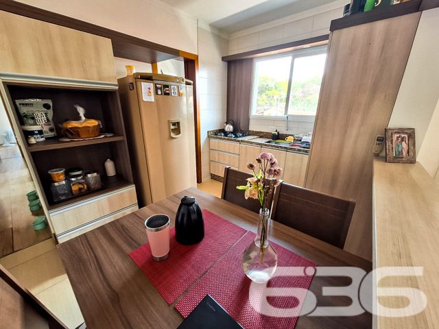 Descubra seu novo lar em Joinville, neste charmoso apartamento de 91,23 m², localizado no acolhedor bairro Floresta. Este imóvel está pronto para ser personalizado ao seu gosto e se transformar no cenário dos seus novos começos.
Este apartamento está situado em um terreno de 571,36 m², com uma localização estratégica próxima a escolas, hospitais e várias opções de transporte público, garantindo conveniência e acesso facilitado às necessidades do dia a dia. Além de sua rua pavimentada, o imóvel beneficia de uma topografia plana, ideal para aqueles que valorizam praticidade e conforto.
O interior do apartamento é convidativo, com dois dormitórios espaçosos e bem iluminados, garantindo o conforto necessário para uma boa noite de sono. A sala de estar é ampla e recebe boa quantidade de luz natural, oferecendo um ambiente perfeito para relaxar e entreter visitas. A cozinha é integrada à sala de jantar, criando um espaço funcional e acolhedor para refeições em família. Destaca-se também a sacada com churrasqueira, perfeita para confraternizações ou um tranquilo café da manhã ao ar livre.
A área de serviço é prática e bem organizada, otimizando suas tarefas diárias. O apartamento inclui ainda uma garagem coberta, proporcionando segurança e conveniência para o seu veículo.
Com todas estas características, este apartamento não é apenas uma moradia, mas um investimento em qualidade de vida. Ele reflete a dedicação e o cuidado que a 636 Negócios Imobiliários emprega em cada detalhe, assegurando que cada cliente encontre não só uma casa, mas um verdadeiro lar.
Invista no seu futuro, escolha um imóvel que oferece mais do que um espaço para viver, oferece um ambiente para prosperar. Agende uma visita e venha conhecer seu novo endereço no coração de Joinville. Este é o momento perfeito para você dar o próximo passo em direção ao lar dos seus sonhos.
636 NEGÓCIOS IMOBILIÁRIOS: A SUA MELHOR ESCOLHA
Com mais de 30 anos de experiência, a 636 Negócios Imobiliários é sua parceira ideal para encontrar o imóvel perfeito. Estamos prontos para ajudá-lo a fazer deste imóvel o seu novo lar.
Telefone: (47) 3451-0636
WhatsApp: (47) 99190-0636
Não perca esta oportunidade única. Visite nosso site para mais informações: i636.com.br