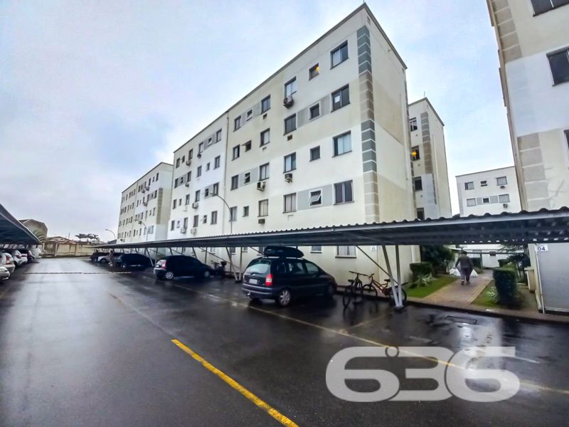 Bem-vindo ao lar dos seus sonhos! Este apartamento de 2 dormitórios é a escolha perfeita para quem busca conforto, segurança e praticidade, sem abrir mão do melhor custo-benefício.
O apartamento oferece uma área de 51,54 m², pensada para otimizar cada centímetro com inteligência e estilo. Ao entrar, você será recebido por uma sala de estar e jantar integradas, proporcionando um ambiente aconchegante para reunir família e amigos. Cozinha prática, perfeita para experimentar novas receitas, e com área de serviço integrada.
Desfrute das inúmeras vantagens de morar em um condomínio que prioriza seu bem-estar. Com garagem, portão eletrônico e monitoramento privado, sua segurança é nossa prioridade. Aproveite momentos de lazer no charmoso jardim e na área de festas equipada com churrasqueira – ideais para pequenas comemorações ou relaxar em boa companhia. E mais, seu pet é bem-vindo!
Com ruas pavimentadas, o condomínio está a apenas 10 minutos do centro de Joinville. Você terá fácil acesso a uma vasta gama de serviços essenciais como Supermercado, diversas escolas, padarias, mercados e farmácias. Além disso, a conexão com a internet por fibra garante que você esteja sempre conectado, seja para trabalhar remotamente ou para lazer.
636 NEGÓCIOS IMOBILIÁRIOS: A SUA MELHOR ESCOLHA
Com mais de 30 anos de experiência, a 636 Negócios Imobiliários é sua parceira ideal para encontrar o imóvel perfeito. Estamos prontos para ajudá-lo a fazer deste imóvel o seu novo lar.
Telefone: (47) 3451-0636
WhatsApp: (47) 99190-0636
Não perca esta oportunidade única. Visite nosso site para mais informações: i636.com.br