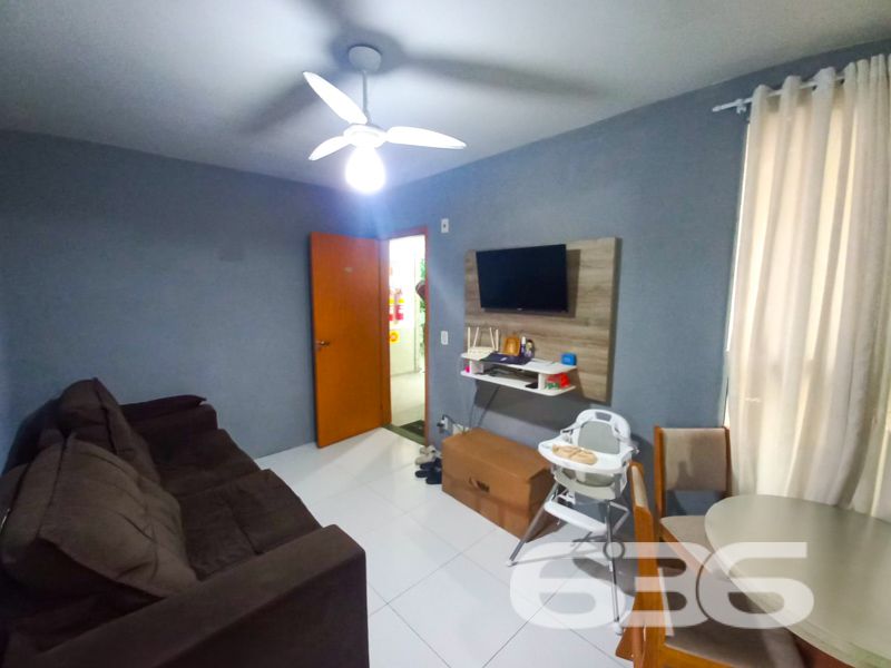 Bem-vindo ao lar dos seus sonhos! Este apartamento de 2 dormitórios é a escolha perfeita para quem busca conforto, segurança e praticidade, sem abrir mão do melhor custo-benefício.
O apartamento oferece uma área de 51,54 m², pensada para otimizar cada centímetro com inteligência e estilo. Ao entrar, você será recebido por uma sala de estar e jantar integradas, proporcionando um ambiente aconchegante para reunir família e amigos. Cozinha prática, perfeita para experimentar novas receitas, e com área de serviço integrada.
Desfrute das inúmeras vantagens de morar em um condomínio que prioriza seu bem-estar. Com garagem, portão eletrônico e monitoramento privado, sua segurança é nossa prioridade. Aproveite momentos de lazer no charmoso jardim e na área de festas equipada com churrasqueira – ideais para pequenas comemorações ou relaxar em boa companhia. E mais, seu pet é bem-vindo!
Com ruas pavimentadas, o condomínio está a apenas 10 minutos do centro de Joinville. Você terá fácil acesso a uma vasta gama de serviços essenciais como Supermercado, diversas escolas, padarias, mercados e farmácias. Além disso, a conexão com a internet por fibra garante que você esteja sempre conectado, seja para trabalhar remotamente ou para lazer.
636 NEGÓCIOS IMOBILIÁRIOS: A SUA MELHOR ESCOLHA
Com mais de 30 anos de experiência, a 636 Negócios Imobiliários é sua parceira ideal para encontrar o imóvel perfeito. Estamos prontos para ajudá-lo a fazer deste imóvel o seu novo lar.
Telefone: (47) 3451-0636
WhatsApp: (47) 99190-0636
Não perca esta oportunidade única. Visite nosso site para mais informações: i636.com.br