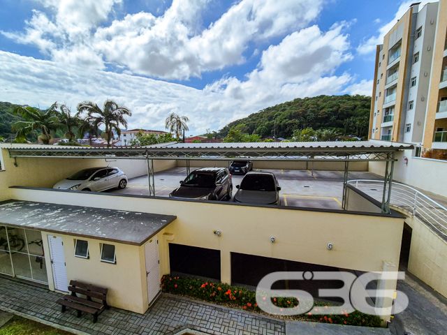 Apartamento no bairro Glória, descubra o equilíbrio perfeito entre conforto e localização no coração de Joinville - ESTUDA PERMUTA
Este encantador apartamento no bairro Glória, com suas características notáveis e infraestrutura completa, é a escolha ideal para quem busca qualidade de vida e praticidade. Com 72,18 m² de área, perfeitamente distribuídos e mobiliados, este imóvel oferece um convite irrecusável para você e sua família. Estuda permuta.
Ao adentrar o apartamento, você será recepcionado por uma sala espaçosa integrada à copa e cozinha, proporcionando um ambiente aberto e acolhedor, ideal para momentos em família ou entre amigos. A cozinha, prática e funcional, vem equipada com móveis planejados de alta qualidade, garantindo beleza e organização. A sala de estar é perfeita para relaxar e desfrutar de seu novo lar.
Este imóvel possui dois dormitórios aconchegantes, cada um com armários embutidos que otimizam o espaço e oferecem conforto e privacidade. A sacada, acessível através de um dos quartos, dispõe de uma churrasqueira ideal para momentos de lazer e confraternização, com vista para a tranquila paisagem do bairro Glória.
Dentre as diversas comodidades, o apartamento inclui uma vaga de garagem, portão eletrônico para sua segurança e facilidade, além de vigilância eletrônica em um bairro seguro e bem localizado, com fácil acesso às principais vias da cidade. A infraestrutura do bairro é completa, incluindo escolas, supermercados, farmácias e restaurantes, tudo para facilitar seu dia a dia.
Em suma, este apartamento não só cumpre todos os requisitos de um lar ideal pela sua localização estratégica e composição detalhada, mas também adiciona uma qualidade de vida inestimável com seu design inteligente e aconchegante. Seja bem-vindo ao seu novo lar no bairro Glória, uma escolha perfeita para quem valoriza conforto, segurança e praticidade. Venha conhecer e se encantar!
636 NEGÓCIOS IMOBILIÁRIOS: A SUA MELHOR ESCOLHA
Com mais de 30 anos de experiência, a 636 Negócios Imobiliários é sua parceira ideal para encontrar o imóvel perfeito. Estamos prontos para ajudá-lo a fazer deste imóvel o seu novo lar.
Telefone: (47) 3451-0636
WhatsApp: (47) 99190-0636
Não perca esta oportunidade única. Visite nosso site para mais informações: i636.com.br