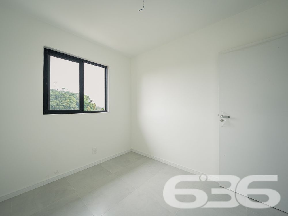 A 636 Negócios Imobiliários orgulhosamente apresenta uma oportunidade única para aqueles que valorizam espaço, conforto e uma localização privilegiada: um esplêndido apartamento no coração de Joinville, bairro Floresta. Este imóvel oferece uma experiência residencial de alta qualidade, projetado para oferecer o máximo de conforto e estilo.
Composição: 1 suíte ampla, 2 banheiros ao total, sala de estar espaçosa integrada com a cozinha moderna, e uma charmosa sacada com churrasqueira.
Garagem: 1 vaga coberta, garantindo segurança e comodidade.
Construção e Acabamento de Alta Qualidade: Piso em porcelanato que oferece um visual clean e sofisticado, amplas janelas que proporcionam excelente iluminação natural e ventilação.
Localização Privilegiada:
Endereço: Floresta, Joinville – SC.
Conveniências: Próximo a escolas, supermercados, bancos, e centros comerciais. Fácil acesso às principais vias da cidade.
Vizinhança: Área tranquila e arborizada, ideal para quem busca tranquilidade sem abrir mão das conveniências urbanas.
Detalhes Adicionais:
Este apartamento é uma verdadeira joia em Joinville, perfeito para quem busca um lar com tranquilidade, segurança e uma vista espetacular. Ideal para famílias ou indivíduos que desejam um espaço que combine estilo de vida moderno com a paz e beleza da natureza.
Convide a luz natural para ser parte do seu dia a dia e transforme este espaço no seu novo lar!
Para mais informações e agendar uma visita, entre em contato conosco. Estamos prontos para ajudá-lo a realizar seu sonho com a excelência e confiança que só a 636 Negócios Imobiliários pode oferecer.
636 NEGÓCIOS IMOBILIÁRIOS: A SUA MELHOR ESCOLHA
Com mais de 30 anos de experiência, a 636 Negócios Imobiliários é sua parceira ideal para encontrar o imóvel perfeito. Estamos prontos para ajudá-lo a fazer deste imóvel o seu novo lar.
Telefone: (47) 3451-0636
WhatsApp: (47) 99190-0636
Não perca esta oportunidade única. Visite nosso site para mais informações: i636.com.br
