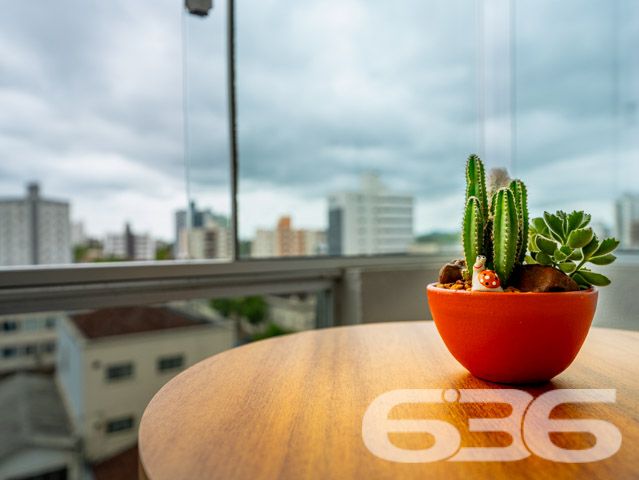 Descubra a elegância e o conforto neste magnífico apartamento no coração de Joinville - ESTUDA PERMUTA
Localizado estrategicamente no bairro Bucarein, este apartamento em Joinville, SC, combina espaço, conforto e uma localização privilegiada, oferecendo uma vida de qualidade e conveniência. Com 146,79m², situado em um terreno plano de 733m², este imóvel possui todas as características para ser o seu próximo lar.
O apartamento conta com uma ampla garagem, proporcionando facilidade e segurança para o seu veículo. O layout interno é projetado para maximizar o espaço e a funcionalidade, incluindo dois confortáveis dormitórios e uma suíte, ideal para garantir privacidade e conforto.
A área de serviço é bem dimensionada e equipada, facilitando a organização e o dia a dia da família. A sacada oferece uma vista deslumbrante do morro do Boa Vista e do centro de Joinville, um cenário perfeito para relaxar e apreciar a paisagem urbana. Além disso, o imóvel conta com portão eletrônico, interfone e grades, oferecendo segurança e tranquilidade.
Para os momentos de lazer, o apartamento dispõe de uma área de festa com churrasqueira, perfeita para receber amigos e familiares em um ambiente agradável e acolhedor. Há também um projeto para a inclusão de uma piscina, o que agregar valor e mais uma opção de lazer para os moradores.
Com uma excelente ventilação natural e apenas duas unidades por andar, este imóvel garante exclusividade e privacidade. A entrada principal e de serviço, junto com o elevador, asseguram praticidade e conforto no dia a dia.
Este apartamento não é apenas um lugar para morar, é um investimento em qualidade de vida, numa localização que oferece fácil acesso a serviços, comércio e lazer. Representando mais de 30 anos de tradição e excelência da 636 Negócios Imobiliários, este imóvel é uma escolha perfeita para quem busca conforto, segurança e a melhor localização em Joinville.
Venha conhecer e se encantar com este espetacular apartamento. Agende sua visita e sinta-se em casa com a excelência e confiança que só a 636 Negócios Imobiliários pode oferecer.
636 NEGÓCIOS IMOBILIÁRIOS: A SUA MELHOR ESCOLHA
Com mais de 30 anos de experiência, a 636 Negócios Imobiliários é sua parceira ideal para encontrar o imóvel perfeito. Estamos prontos para ajudá-lo a fazer deste imóvel o seu novo lar.
Telefone: (47) 3451-0636
WhatsApp: (47) 99190-0636
Não perca esta oportunidade única. Visite nosso site para mais informações: i636.com.br