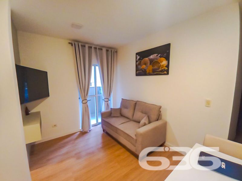 Você encontrou o apartamento ideal para quem busca praticidade, conforto e excelente localização em Joinville. Este imóvel, localizado no bairro Anita Garibaldi, é uma excelente oportunidade tanto para moradia quanto para investimento.

Com 73,63m² de área, o apartamento é composto por 2 dormitórios, banheiro social, sala de estar e jantar integradas, cozinha funcional com móveis planejados, área de serviço independente e uma charmosa sacada com churrasqueira — perfeita para momentos de lazer e confraternização. Além disso, o imóvel conta com garagem coberta, o que traz ainda mais segurança e comodidade ao seu dia a dia.

Os ambientes foram planejados para oferecer praticidade no uso diário e bem-estar em todos os detalhes. A integração da sala com a copa e cozinha proporciona um espaço moderno e funcional, ideal para receber amigos e familiares.

Outro destaque é a localização estratégica: Anita Garibaldi é um dos bairros mais valorizados de Joinville, reconhecido pela sua infraestrutura completa, segurança e qualidade de vida.

Este é mais um imóvel sob a intermediação da 636 Negócios Imobiliários — com mais de 30 anos de excelência técnica, jurídica e comercial no mercado imobiliário. Agende sua visita e permita que nossa equipe apresente todos os detalhes deste excelente imóvel.
 
636 NEGÓCIOS IMOBILIÁRIOS: A SUA MELHOR ESCOLHA
Com mais de 30 anos de experiência, a 636 Negócios Imobiliários é sua parceira ideal para encontrar o imóvel perfeito. Estamos prontos para ajudá-lo a fazer deste imóvel o seu novo lar.
 
Telefone: (47) 3451-0636
WhatsApp: (47) 99190-0636
 
Não perca esta oportunidade única. Visite nosso site para mais informações: i636.com.br