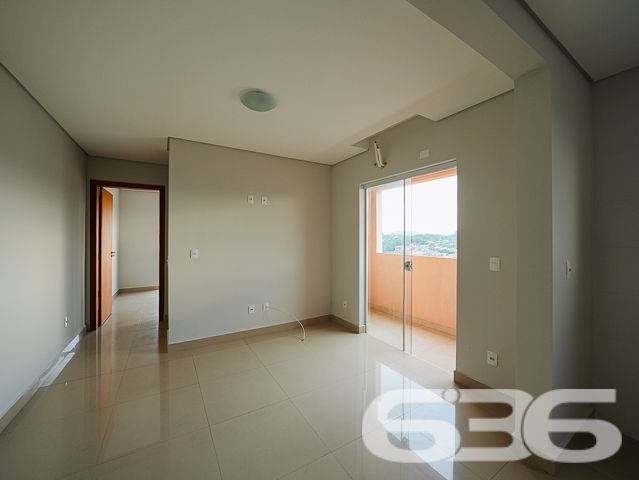 Descubra o espaço ideal para viver momentos inesquecíveis com a 636 Negócios Imobiliários. Apresentamos um apartamento no charmoso bairro Floresta, em Joinville - SC. Com design contemporâneo e funcionalidades pensadas para o seu conforto, este imóvel é a escolha perfeita para quem busca qualidade de vida aliada à comodidade.
Este apartamento é uma oportunidade única para quem busca uma moradia prática e moderna. Com um dormitório espaçoso, que se abre para um magnífico terraço, proporciona um ambiente perfeito para desfrutar de momentos relaxantes e contemplar a vista, oferecendo um cenário ideal para começar o dia com energias renovadas.
A área social do apartamento é composta por uma sala de estar e jantar integradas, criando um espaço fluido e acolhedor. A copa e a cozinha são conjugadas, otimizando o ambiente e garantindo praticidade no dia a dia. O piso cerâmico em todos os ambientes adiciona um toque de elegância e facilidade na manutenção.
A sacada do apartamento inclui uma churrasqueira, perfeita para reunir amigos e família em momentos especiais. O imóvel ainda conta com uma garagem coberta, protegendo seu veículo das intempéries.
Dentro do prédio, você terá acesso a um elevador, facilitando o dia a dia e garantindo acessibilidade. Para as famílias, a brinquedoteca é um espaço lúdico e seguro para as crianças se divertirem.
A localização é outro ponto alto deste imóvel. Situado em uma rua pavimentada e com acesso fácil às principais vias da cidade, você estará próximo a escolas, serviços públicos essenciais e opções de transporte público. Além disso, o bairro oferece uma variedade de comércios e serviços, facilitando sua rotina.
Para aqueles que valorizam a conexão, o apartamento está preparado para internet de alta velocidade, garantindo que você e sua família estejam sempre conectados.
Não perca a chance de conhecer este apartamento em Joinville, onde cada detalhe foi pensado para proporcionar a você e sua família o melhor em conforto e praticidade. Agende sua visita e venha sentir de perto tudo o que este maravilhoso imóvel tem a oferecer!
636 NEGÓCIOS IMOBILIÁRIOS: A SUA MELHOR ESCOLHA
Com mais de 30 anos de experiência, a 636 Negócios Imobiliários é sua parceira ideal para encontrar o imóvel perfeito. Estamos prontos para ajudá-lo a fazer deste imóvel o seu novo lar.
Telefone: (47) 3451-0636
WhatsApp: (47) 99190-0636
Não perca esta oportunidade única. Visite nosso site para mais informações: i636.com.br