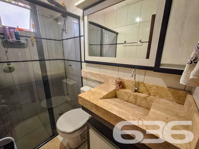 Apartamento à venda no bairro Fátima em Joinville/SC
Se você busca um lar completo, onde cada detalhe foi pensado para proporcionar conforto e praticidade, este é o imóvel ideal! Localizado no bairro Fátima, uma região com excelente infraestrutura, próximo a vias de acesso, transporte público, escolas e serviços essenciais. Este apartamento mobiliado e moderno está pronto para você e sua família viverem momentos inesquecíveis.
Ambientes que Inspiram Conforto
Com uma disposição inteligente e bem aproveitada, o apartamento conta com dois dormitórios, cada um cuidadosamente planejado para oferecer tranquilidade e organização. Os móveis planejados maximizam o espaço e trazem um toque moderno ao ambiente, proporcionando mais conforto e funcionalidade. Todos os ambientes são mobiliados, com destaque para a cozinha, que possui móveis sob medida, ideais para facilitar o dia a dia e manter tudo ao seu alcance.
Área Social Aconchegante
A sala de estar, em conceito aberto, é ampla e convidativa, perfeita para receber amigos e familiares. Integrada à copa e cozinha, o espaço cria um ambiente ideal para convivência, sem abrir mão da privacidade dos demais cômodos. Para completar a experiência, o apartamento possui uma sacada com churrasqueira, um diferencial para quem gosta de reunir amigos para momentos de lazer e descontração.
Diferenciais que Fazem a Diferença
A segurança também é um ponto forte, com portão eletrônico, cerca elétrica e interfone. Este imóvel é 100% mobiliado e pronto para morar, ideal para quem deseja se mudar sem preocupações adicionais.
Características do Imóvel:
2 Dormitórios
Banheiro social
Sala, copa e cozinha integradas
Sacada com churrasqueira
Área de serviço
Garagem coberta
Portão eletrônico, cerca elétrica e interfone
Móveis planejados em todos os ambientes
Ar-condicionado
Imóvel murado e cercado
Por que Escolher Este Imóvel?
Este apartamento é uma verdadeira joia para quem valoriza cada detalhe e procura um lugar onde todos os espaços foram pensados para facilitar a vida e proporcionar o máximo de conforto. Perfeito para famílias, casais ou investidores que buscam um imóvel pronto para morar, em uma região valorizada e em constante crescimento.
Entre em Contato e Agende sua Visita
Não perca a oportunidade de conhecer este imóvel exclusivo. Agende uma visita e descubra por que este pode ser o próximo lar onde você e sua família criarão memórias duradouras.
636 NEGÓCIOS IMOBILIÁRIOS: A SUA MELHOR ESCOLHA
Com mais de 30 anos de experiência, a 636 Negócios Imobiliários é sua parceira ideal para encontrar o imóvel perfeito. Estamos prontos para ajudá-lo a fazer deste imóvel o seu novo lar.
Telefone: (47) 3451-0636
WhatsApp: (47) 99190-0636
Não perca esta oportunidade única. Visite nosso site para mais informações: i636.com.br