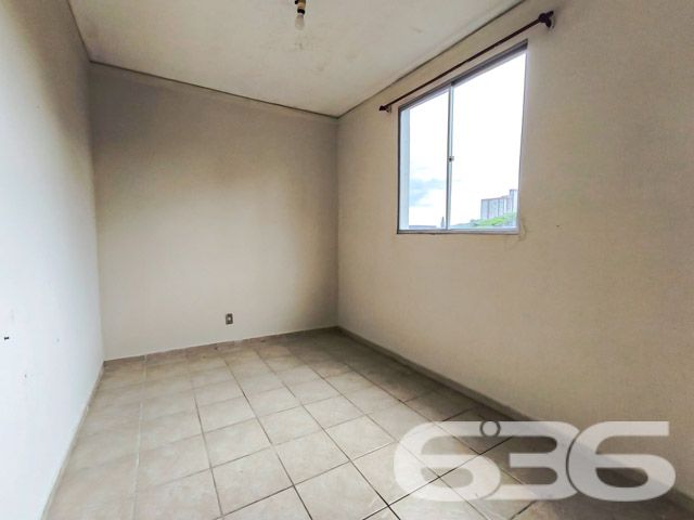 Descubra a oportunidade de viver no coração de Joinville, com conforto e conveniência em um espaçoso apartamento de 79,29 m², localizado no bairro América, uma das áreas mais privilegiadas da cidade.
O apartamento conta com duas confortáveis áreas de estar e jantar, com janelas que proporcionam excelente iluminação natural e ventilação, contribuindo para um ambiente agradável e acolhedor. A cozinha gourmet é um verdadeiro convite para momentos de confraternização, oferecendo espaço e praticidade para preparar suas refeições. Além disso, dispõe de uma infraestrutura completa com garagem descoberta, jardim, interfone e portão eletrônico, garantindo segurança e privacidade.
Características Complementares:
Proximidades: Perto de vias de acesso, shopping center, transporte público, escolas, hospitais e serviços públicos essenciais.
Ideal para quem busca um lar em uma região tranquila, mas próxima a todas as conveniências urbanas. Se você deseja morar ou investir em um imóvel que combina conforto, segurança e a melhor localização de Joinville, este apartamento é a escolha perfeita.
Na 636 Negócios Imobiliários, entendemos que cada cliente é único e oferecemos um serviço de mediação imobiliária com mais de 30 anos de experiência no mercado. Convidamos você a entrar em contato conosco para agendar uma visita e conhecer de perto todas as qualidades deste imóvel excepcional. Transforme seus sonhos em realidade com a confiança e a segurança que só a 636 pode proporcionar.
636 NEGÓCIOS IMOBILIÁRIOS: A SUA MELHOR ESCOLHA
Com mais de 30 anos de experiência, a 636 Negócios Imobiliários é sua parceira ideal para encontrar o imóvel perfeito. Estamos prontos para ajudá-lo a fazer deste imóvel o seu novo lar.
Telefone: (47) 3451-0636
WhatsApp: (47) 99190-0636
Não perca esta oportunidade única. Visite nosso site para mais informações: i636.com.br