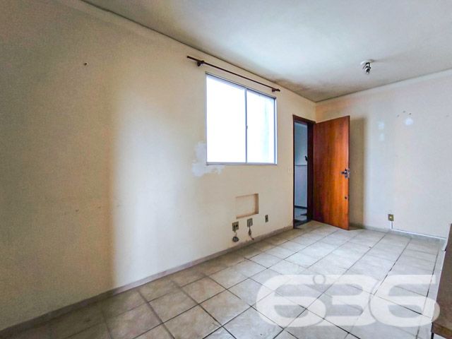 Descubra a oportunidade de viver no coração de Joinville, com conforto e conveniência em um espaçoso apartamento de 79,29 m², localizado no bairro América, uma das áreas mais privilegiadas da cidade.
O apartamento conta com duas confortáveis áreas de estar e jantar, com janelas que proporcionam excelente iluminação natural e ventilação, contribuindo para um ambiente agradável e acolhedor. A cozinha gourmet é um verdadeiro convite para momentos de confraternização, oferecendo espaço e praticidade para preparar suas refeições. Além disso, dispõe de uma infraestrutura completa com garagem descoberta, jardim, interfone e portão eletrônico, garantindo segurança e privacidade.
Características Complementares:
Proximidades: Perto de vias de acesso, shopping center, transporte público, escolas, hospitais e serviços públicos essenciais.
Ideal para quem busca um lar em uma região tranquila, mas próxima a todas as conveniências urbanas. Se você deseja morar ou investir em um imóvel que combina conforto, segurança e a melhor localização de Joinville, este apartamento é a escolha perfeita.
Na 636 Negócios Imobiliários, entendemos que cada cliente é único e oferecemos um serviço de mediação imobiliária com mais de 30 anos de experiência no mercado. Convidamos você a entrar em contato conosco para agendar uma visita e conhecer de perto todas as qualidades deste imóvel excepcional. Transforme seus sonhos em realidade com a confiança e a segurança que só a 636 pode proporcionar.
636 NEGÓCIOS IMOBILIÁRIOS: A SUA MELHOR ESCOLHA
Com mais de 30 anos de experiência, a 636 Negócios Imobiliários é sua parceira ideal para encontrar o imóvel perfeito. Estamos prontos para ajudá-lo a fazer deste imóvel o seu novo lar.
Telefone: (47) 3451-0636
WhatsApp: (47) 99190-0636
Não perca esta oportunidade única. Visite nosso site para mais informações: i636.com.br