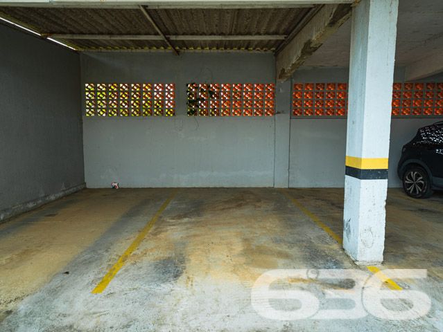 Descubra o estilo de vida que você merece neste encantador apartamento em Anita Garibaldi, Joinville. Com uma área construída de 85,18 m², este imóvel oferece um design bem planejado para maximizar espaço e conforto.
Descrição do Imóvel: Este apartamento é a perfeita combinação de estilo e funcionalidade, com 2 dormitórios espaçosos e mobiliário sob medida, garantindo uma estadia confortável e organizada. A sala de estar, ampla e bem iluminada, possui acesso direto à sacada, onde se pode apreciar uma vista relaxante do bairro. A copa e a cozinha conjugadas são equipadas com armários modernos e facilitam o dia a dia com tudo ao alcance das mãos.
Áreas Comuns e Facilidades: O condomínio oferece uma garagem coberta, assegurando a segurança e a conveniência para seu veículo.
Localização Estratégica: Localizado na tranquila rua pavimentada do bairro Anita Garibaldi, o apartamento está posicionado estrategicamente próximo a serviços essenciais, escolas e centros comerciais, proporcionando uma rotina prática e sem complicação. Com fácil acesso a várias partes da cidade, é ideal para quem busca conveniência e qualidade de vida.
Este imóvel não é apenas um lugar para morar, é um espaço para criar memórias duradouras com sua família. Com mais de 30 anos de experiência no mercado imobiliário, a 636 Negócios Imobiliários tem o prazer de apresentar este excelente apartamento, esperando que você encontre aqui o seu próximo lar. Nosso compromisso com a excelência e a satisfação do cliente garante um processo de compra tranquilo e transparente.
Agende uma visita e venha conhecer o seu novo lar em Joinville!
636 NEGÓCIOS IMOBILIÁRIOS: A SUA MELHOR ESCOLHA
Com mais de 30 anos de experiência, a 636 Negócios Imobiliários é sua parceira ideal para encontrar o imóvel perfeito. Estamos prontos para ajudá-lo a fazer deste imóvel o seu novo lar.
Telefone: (47) 3451-0636
WhatsApp: (47) 99190-0636
Não perca esta oportunidade única. Visite nosso site para mais informações: i636.com.br