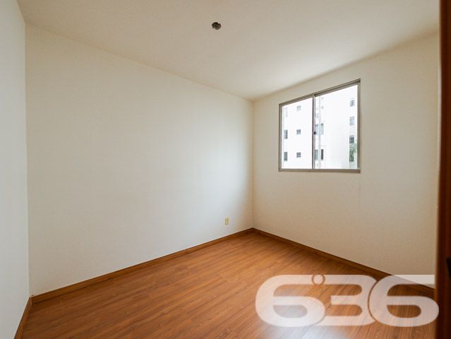 Descubra seu próximo lar no coração de Joinville, onde praticidade e lazer se encontram em perfeita harmonia. Apresentamos este exclusivo apartamento no bairro Floresta, concebido para proporcionar conforto e qualidade de vida em cada detalhe. Com 59,81m² de área privativa, o imóvel foi projetado para atender às necessidades da vida moderna.
Este apartamento conta com 2 dormitórios acolhedores, perfeitos para famílias que buscam conforto e privacidade. A cozinha prática se abre para uma ampla sala de estar e jantar, criando um ambiente ideal para momentos de relaxamento e convivência. As amplas janelas proporcionam excelente iluminação natural, ampliando visualmente os espaços e oferecendo uma atmosfera agradável ao longo do dia.
O condomínio é um verdadeiro oásis urbano, oferecendo lazer completo com piscinas adulto e infantil, quadra esportiva para práticas variadas, além de um espaço gourmet e salão de festas, perfeitos para receber amigos e familiares. Para os momentos ao ar livre, uma área de festa com churrasqueira está disponível, ideal para desfrutar dos dias ensolarados.
Situado em uma localização privilegiada, o imóvel está cercado por uma infraestrutura comercial completa. Acesso fácil e rápido a importantes pontos comerciais como Supermercado, Pizzaria, e várias escolas, garante conveniência para suas necessidades diárias. A proximidade com a BR-101 e SC-418 assegura mobilidade e praticidade para se deslocar por toda a cidade.
Este imóvel não é apenas um espaço, é um estilo de vida. Ideal para quem busca tranquilidade sem abrir mão da conveniência, o apartamento no bairro Floresta é uma excelente escolha para quem deseja investir em qualidade de vida. Com a garantia de uma construção sólida e todas as vantagens de um condomínio fechado, este apartamento é perfeito para você começar um novo capítulo.
Visite e encante-se com o potencial deste imóvel, onde cada detalhe foi pensado para proporcionar conforto e satisfação. A 636 Negócios Imobiliários oferece mais do que imóveis; entregamos lares onde histórias são construídas. Agende sua visita e venha conhecer o cenário ideal para o próximo capítulo da sua vida.
636 NEGÓCIOS IMOBILIÁRIOS: A SUA MELHOR ESCOLHA
Com mais de 30 anos de experiência, a 636 Negócios Imobiliários é sua parceira ideal para encontrar o imóvel perfeito. Estamos prontos para ajudá-lo a fazer deste imóvel o seu novo lar.
Telefone: (47) 3451-0636
WhatsApp: (47) 99190-0636
Não perca esta oportunidade única. Visite nosso site para mais informações: i636.com.br