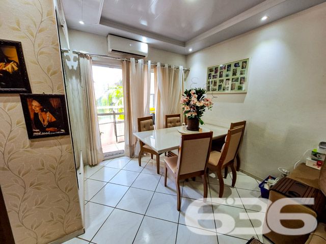 Apartamento no coração de Joinville, no bairro Fátima, estuda permuta. Com uma localização privilegiada em esquina, esse imóvel oferece acessibilidade e conforto, perfeito para quem busca um lar moderno e funcional.

Este apartamento destaca-se por sua arquitetura inteligente e design interior acolhedor. Com 70,44 m² de área útil, o espaço é bem distribuído, incluindo uma sacada com churrasqueira que oferecem um ambiente ideal para relaxar e receber amigos. A área social é integrada, unindo a sala de estar, copa e cozinha em um ambiente convidativo e prático, com móveis planejados e acabamento de alta qualidade. A cozinha é moderna e funcional, perfeita para quem gosta de cozinhar.

O apartamento possui dois dormitórios, cada um com seu próprio apelo e conforto. O quarto principal é espaçoso, podendo facilmente acomodar uma cama de casal e possui armários embutidos, proporcionando um ótimo aproveitamento do espaço. O segundo quarto é igualmente acolhedor, ideal para famílias ou para ser utilizado como escritório.

A infraestrutura do apartamento inclui ainda um banheiro bem equipado e uma área de serviço funcional, garantindo a organização e facilidade na rotina doméstica.

Localizado em uma rua pavimentada e segura, o acesso a serviços, comércios e lazer é facilitado, agregando qualidade de vida aos moradores. Este apartamento não só atende a todas as necessidades modernas de moradia como também representa uma excelente oportunidade de investimento em uma área valorizada e em constante desenvolvimento.

Com mais de 30 anos de experiência no mercado imobiliário, a 636 Negócios Imobiliários tem o prazer de apresentar este exclusivo apartamento. Valorizamos a excelência e a satisfação do cliente, oferecendo não apenas um imóvel, mas um verdadeiro lar. Venha conhecer e se encantar com cada detalhe pensado para o seu conforto e bem-estar. Agende sua visita e descubra seu novo endereço em Joinville, no bairro Fátima.

Este imóvel representa a combinação perfeita de estilo, conforto e localização, ideal para quem busca qualidade de vida e praticidade. Não perca essa oportunidade de investir em um lar especial e bem localizado.
 
636 NEGÓCIOS IMOBILIÁRIOS: A SUA MELHOR ESCOLHA
Com mais de 30 anos de experiência, a 636 Negócios Imobiliários é sua parceira ideal para encontrar o imóvel perfeito. Estamos prontos para ajudá-lo a fazer deste imóvel o seu novo lar.
 
Telefone: (47) 3451-0636
WhatsApp: (47) 99190-0636
 
Não perca esta oportunidade única. Visite nosso site para mais informações: i636.com.br