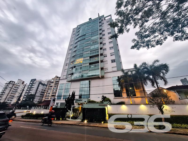 Apartamento mobiliado à venda no Anita Garibaldi –