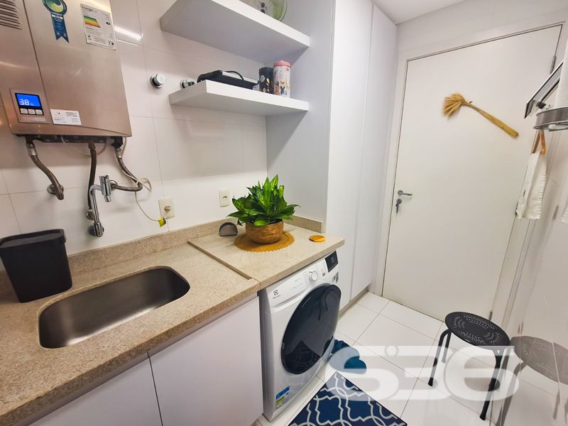 Apartamento mobiliado à venda no Anita Garibaldi –