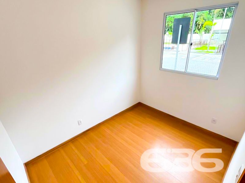 Descubra um verdadeiro tesouro imobiliário no acolhedor bairro de Vila Nova, em Joinville, Santa Catarina! Apresentamos este moderno apartamento, com um design contemporâneo e pronto para se tornar o seu novo lar.

O apartamento possui uma área construída de 73,70 m², oferecendo espaço de sobra para você viver com conforto e estilo. Composto por 2 dormitórios e um banheiro, traz a praticidade que você busca no dia a dia. A integração entre a sala de estar e jantar cria um ambiente convidativo, ideal para receber amigos e familiares. A cozinha, bem planejada, e as áreas de serviço completam os espaços internos, tornando a vida ainda mais prática.

Este imóvel se destaca não apenas pela infraestrutura interna, mas pelo conjunto de benefícios que o condomínio oferece. Com uma área de lazer completa, incluindo piscina e área de festas, você terá à disposição todo o entretenimento que precisa. A segurança é garantida com portão eletrônico, interfone, muro e cerca elétrica, além de vigilância 24 horas, permitindo que você desfrute de sua casa sem preocupações.

A localização é um dos grandes atrativos deste apartamento: situado próximo ao comércio local e rodeado por restaurantes e serviços essenciais. A facilidade de acesso a vias principais e ao transporte público torna a sua mobilidade pela cidade muito mais eficiente. Além disso, a proximidade com escolas é um diferencial para famílias que priorizam a educação de seus filhos.

Para complementar, o apartamento é pet-friendly, acolhendo muito bem o seu animal de estimação. E, por estar numa esquina, oferece mais tranquilidade e privacidade. 

Esta é a sua chance de morar em uma região valorizada e com estrutura completa. Quer saber mais? Entre em contato com a 636 Negócios Imobiliários, sua parceira há mais de 30 anos no mercado. Estamos à disposição para mostrar todos os detalhes deste imóvel e ajudar você a tomar a melhor decisão.

Não perca esta oportunidade única de adquirir um imóvel que conjuga modernidade, conforto e praticidade. 
 
636 NEGÓCIOS IMOBILIÁRIOS: A SUA MELHOR ESCOLHA
Com mais de 30 anos de experiência, a 636 Negócios Imobiliários é sua parceira ideal para encontrar o imóvel perfeito. Estamos prontos para ajudá-lo a fazer deste imóvel o seu novo lar.
 
Telefone: (47) 3451-0636
WhatsApp: (47) 99190-0636
 
Não perca esta oportunidade única. Visite nosso site para mais informações: i636.com.br