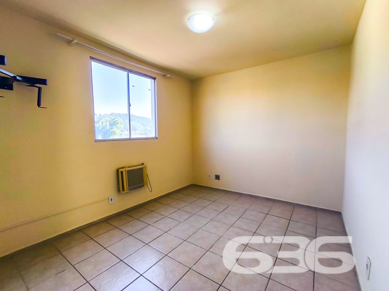 Descubra o lar dos seus sonhos em um dos bairros mais charmosos e procurados de Joinville: o maravilhoso Bairro América. Apresentamos um incrível apartamento à venda, que conjuga conforto, praticidade e localização privilegiada, pronto para receber você e sua família.
Este apartamento oferece um espaço aconchegante com 51,83m² de área construída. Ideal para quem aprecia ambientes bem distribuídos, o imóvel possui dois dormitórios que oferecem conforto e privacidade, um banheiro funcional, e uma sala de estar integrada à sala de jantar, proporcionando um ambiente perfeito para momentos de descontração e convivência.
A cozinha, com um layout otimizado, é ideal para aqueles que gostam de preparar suas refeições com praticidade. Outro destaque é o imóvel já contar com condicionadores de ar instalados, garantindo conforto térmico durante todo o ano.
O residencial é totalmente murado e cercado, oferecendo a segurança que você e sua família merecem, com o acesso facilitado por um portão eletrônico e um interfone. E mais: o apartamento possui uma garagem coberta, protegendo seu veículo dos intempéries climáticos.
Além de ser pet-friendly, permitindo a presença dos seus amados animais de estimação, o imóvel está localizado em uma rua pavimentada e próximo a vias de acesso principais, facilitando locomoção e acesso a diversas modalidades de transporte público. Para quem adora ter tudo à mão, o local apresenta proximidade com shoppings, escolas de qualidade, hospitais e diversos serviços públicos, tornando a rotina mais prática e agradável.
Esse apartamento é mais do que um imóvel à venda. É a oportunidade de viver com qualidade de vida em um dos melhores endereços de Joinville, SC. Não perca a chance de transformar este espaço no seu novo lar. Entre em contato conosco para mais informações e agende uma visita. Estamos à disposição para ajudar você a dar o próximo passo rumo à realização do seu sonho de morar bem!
636 NEGÓCIOS IMOBILIÁRIOS: A SUA MELHOR ESCOLHA
Com mais de 30 anos de experiência, a 636 Negócios Imobiliários é sua parceira ideal para encontrar o imóvel perfeito. Estamos prontos para ajudá-lo a fazer deste imóvel o seu novo lar.
Telefone: (47) 3451-0636
WhatsApp: (47) 99190-0636
Não perca esta oportunidade única. Visite nosso site para mais informações: i636.com.br