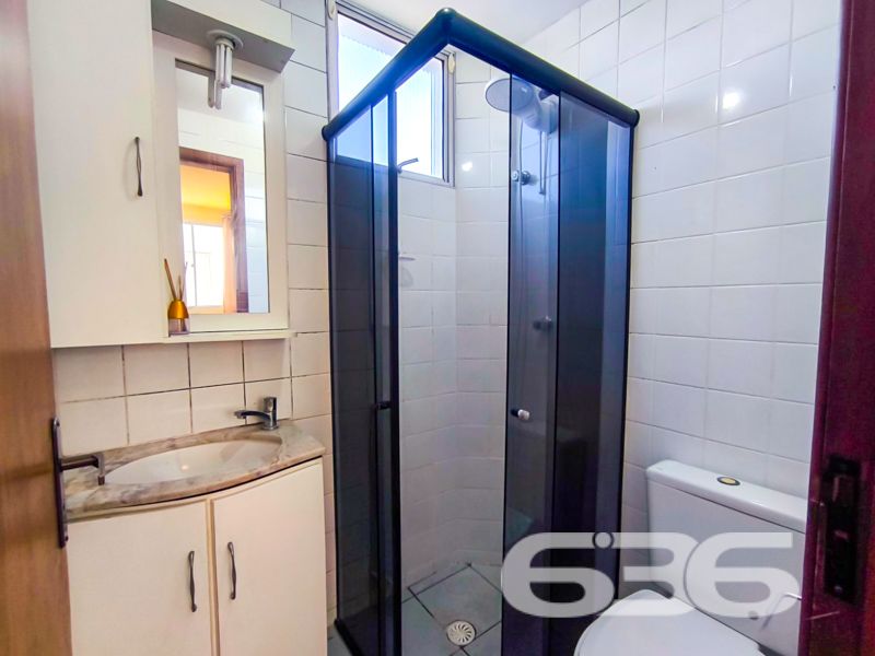 Descubra o lar dos seus sonhos em um dos bairros mais charmosos e procurados de Joinville: o maravilhoso Bairro América. Apresentamos um incrível apartamento à venda, que conjuga conforto, praticidade e localização privilegiada, pronto para receber você e sua família.
Este apartamento oferece um espaço aconchegante com 51,83m² de área construída. Ideal para quem aprecia ambientes bem distribuídos, o imóvel possui dois dormitórios que oferecem conforto e privacidade, um banheiro funcional, e uma sala de estar integrada à sala de jantar, proporcionando um ambiente perfeito para momentos de descontração e convivência.
A cozinha, com um layout otimizado, é ideal para aqueles que gostam de preparar suas refeições com praticidade. Outro destaque é o imóvel já contar com condicionadores de ar instalados, garantindo conforto térmico durante todo o ano.
O residencial é totalmente murado e cercado, oferecendo a segurança que você e sua família merecem, com o acesso facilitado por um portão eletrônico e um interfone. E mais: o apartamento possui uma garagem coberta, protegendo seu veículo dos intempéries climáticos.
Além de ser pet-friendly, permitindo a presença dos seus amados animais de estimação, o imóvel está localizado em uma rua pavimentada e próximo a vias de acesso principais, facilitando locomoção e acesso a diversas modalidades de transporte público. Para quem adora ter tudo à mão, o local apresenta proximidade com shoppings, escolas de qualidade, hospitais e diversos serviços públicos, tornando a rotina mais prática e agradável.
Esse apartamento é mais do que um imóvel à venda. É a oportunidade de viver com qualidade de vida em um dos melhores endereços de Joinville, SC. Não perca a chance de transformar este espaço no seu novo lar. Entre em contato conosco para mais informações e agende uma visita. Estamos à disposição para ajudar você a dar o próximo passo rumo à realização do seu sonho de morar bem!
636 NEGÓCIOS IMOBILIÁRIOS: A SUA MELHOR ESCOLHA
Com mais de 30 anos de experiência, a 636 Negócios Imobiliários é sua parceira ideal para encontrar o imóvel perfeito. Estamos prontos para ajudá-lo a fazer deste imóvel o seu novo lar.
Telefone: (47) 3451-0636
WhatsApp: (47) 99190-0636
Não perca esta oportunidade única. Visite nosso site para mais informações: i636.com.br