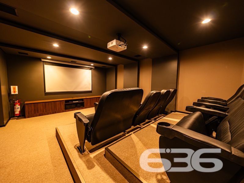 APARTAMENTO DE LUXO EM FRENTE AO 62º BATALHÃO DE INFANTARIA, JOINVILLE SC - UMA LOCALIZAÇÃO INCOMPARÁVEL
Bem-vindo ao Cosmopolitan, o empreendimento inspirado na vibrante Miami, projetado para tornar o seu mundo ainda mais especial. Nosso objetivo é proporcionar a você uma experiência de vida única, onde a elegância, a sofisticação e a exclusividade estão presentes em cada detalhe.
Cada apartamento deste empreendimento oferece vistas incríveis e o máximo de conforto, para que você possa relaxar, descobrir e explorar novas experiências. Cada aspecto do acabamento foi cuidadosamente planejado, garantindo um ambiente harmonioso e acolhedor.
Os pisos laminados/vinílicos e em porcelanato, a varanda com churrasqueira, a infraestrutura para ar-condicionado split na sala e nos quartos, portas, rodapés e caixilhos na cor branca, massa corrida e teto rebaixado em gesso em todo o apartamento são alguns dos diferenciais que fazem do Cosmopolitan um lugar especial.
Para nós, infraestrutura é fundamental. Por isso, entregamos um edifício completo com aquecimento a gás, coleta seletiva de lixo, bicicletário, 5 elevadores, internet wireless em todo o condomínio, portaria com segurança eletrônica e espaços de lazer entregues decorados e equipados. Além disso, temos também 5 lojas com mezanino e áreas privativas que variam de 95m² a 231m², mais um Boulevard com Deck + estacionamento.
Conta ainda com quiosque com churrasqueira, piscina aquecida, brinquedoteca, espaço gourmet, espaço fitness, hall social, salão de festas, salão de jogos, vestiários feminino e masculino, quadra poliesportiva, playground, praça, biblioteca/escritório, sala de cinema, espaço zen e sauna.
Nós acreditamos que a vida é feita de momentos especiais e queremos ajudar você a criar os seus no Cosmopolitan. Viva em um lugar único, onde a elegância e o conforto se encontram em um ambiente moderno e sofisticado.
Venha conhecer o empreendimento que vai mudar a sua vida. Agende agora mesmo uma visita e surpreenda-se!
Fale conosco e saiba mais:
Telefone: (47) 3451-0636
WhatsApp: (47) 99190-0636
Imobiliária 636.