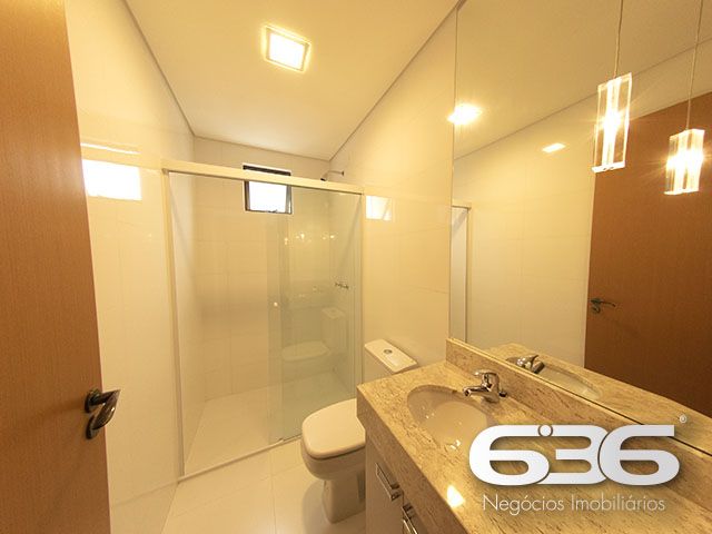 VENDE-SE APARTAMENTO COM SUÍTE + 2 QUARTOS NO BAIR