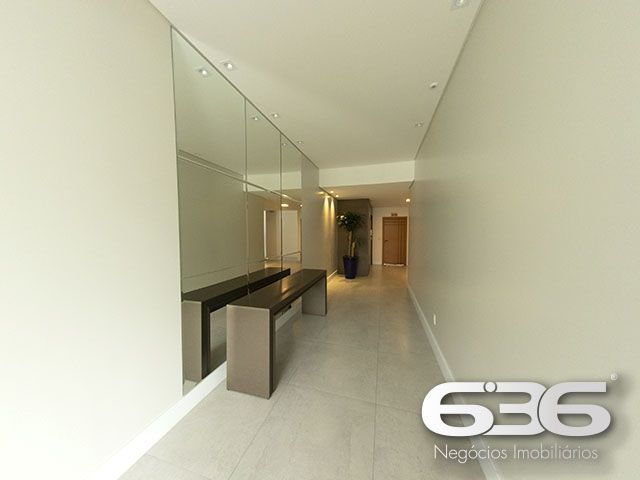 VENDE-SE APARTAMENTO COM SUÍTE + 2 QUARTOS NO BAIR