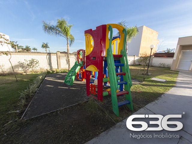 Excelente Oportunidade! Apartamento à Venda no Vila Nova, Joinville

Venha descobrir o seu novo lar no coração do bairro Vila Nova, em Joinville! Apresentamos um incrível apartamento de 2 dormitórios situado em um condomínio fechado com toda a infraestrutura e lazer que você e sua família merecem. Este é o local ideal para viver com segurança, conforto e praticidade, além de oferecer condições especiais de pagamento.

Características do Imóvel:

- Área Construída: Com uma área total de 48,78m², este apartamento apresenta um excelente aproveitamento dos espaços.
- 2 Dormitórios: Perfeito para pequenas famílias, casais ou para quem deseja montar um home office.

Condomínio Completo:

O condomínio oferece uma gama de opções de lazer que garantem diversão para toda a família, incluindo piscina, área verde e espaços dedicados ao bem-estar. Perfeito para quem busca qualidade de vida sem abrir mão de estar perto de tudo.

Localização Privilegiada:

Residindo no melhor do Vila Nova, você estará a apenas alguns km da Expoville, com fácil acesso ao Binário e próximo a tudo que você precisa, como terminais de ônibus, Caixa Econômica e o Mercado. Toda essa conveniência em uma rua pavimentada, que oferece praticidade e rapidez ao seu dia a dia.

Não perca essa oportunidade única de viver no Vila Nova, uma região em forte desenvolvimento e alto potencial de valorização. Este é o momento ideal para investir em um imóvel que oferece tudo que você sempre desejou: localização, lazer, segurança e comodidade.

Entre em contato hoje mesmo com a 636 Negócios Imobiliários e agende sua visita para conhecer de perto esse excelente apartamento. Estamos à disposição para oferecer mais informações e auxiliar você a conquistar o imóvel dos seus sonhos.

Visite e Surpreenda-se:

Este é um convite para transformar o que é um sonho em realidade. Aguardamos seu contato para proporcionar a você e sua família o melhor em moradia e bem-estar, em um dos bairros mais desejados de Joinville. Sua nova vida começa aqui, no Vila Nova!
 
636 NEGÓCIOS IMOBILIÁRIOS: A SUA MELHOR ESCOLHA
Com mais de 30 anos de experiência, a 636 Negócios Imobiliários é sua parceira ideal para encontrar o imóvel perfeito. Estamos prontos para ajudá-lo a fazer deste imóvel o seu novo lar.
 
Telefone: (47) 3451-0636
WhatsApp: (47) 99190-0636
 
Não perca esta oportunidade única. Visite nosso site para mais informações: i636.com.br