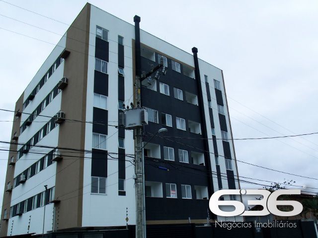 Apresentamos este charmoso apartamento localizado no coração do Bairro Fátima, em Joinville/SC. Este imóvel oferece uma combinação perfeita de conforto e praticidade para quem busca um lar acolhedor em uma localização privilegiada.

Características do Apartamento:

Área Total: 70,30m²
Composição: 2 dormitórios, sala de estar com sacada e churrasqueira, cozinha integrada, área de serviço e banheiro social. A planta flexível permite aproveitar cada espaço com conforto e funcionalidade.

Diferenciais do Empreendimento:

Hall de entrada com elevador: Acessibilidade e comodidade em todos os momentos.
Salão de festas e espaço gourmet: Perfeito para reunir amigos e familiares em um ambiente moderno e bem equipado, com churrasqueiras a carvão e lavabos.
Vaga de estacionamento coberta: Segurança e proteção para o seu veículo.
Sistema de vigilância eletrônica e portão eletrônico: Maior segurança e tranquilidade para os moradores.

Localização Privilegiada: O bairro Fátima é conhecido pela tranquilidade e proximidade com diversos comércios, escolas, supermercados e áreas de lazer, além de estar a poucos minutos do centro de Joinville. A rua pavimentada e bem iluminada proporciona segurança e fácil acesso a outras regiões da cidade.

Entre em contato com a 636 Negócios Imobiliários e venha conhecer de perto o seu novo endereço em Joinville. Aqui, realizamos o sonho do seu lar com a garantia de mais de 30 anos de experiência e credibilidade no mercado imobiliário!
 
636 NEGÓCIOS IMOBILIÁRIOS: A SUA MELHOR ESCOLHA
Com mais de 30 anos de experiência, a 636 Negócios Imobiliários é sua parceira ideal para encontrar o imóvel perfeito. Estamos prontos para ajudá-lo a fazer deste imóvel o seu novo lar.
 
Telefone: (47) 3451-0636
WhatsApp: (47) 99190-0636
 
Não perca esta oportunidade única. Visite nosso site para mais informações: i636.com.br