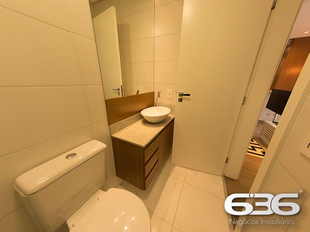 APARTAMENTO MOBILIADO DE ALTO PADRÃO NO COSTA E SILVA - ESTUDA PERMUTA
Descubra o que é viver em um apartamento totalmente mobiliado e decorado com requinte no bairro Costa e Silva. Este imóvel oferece 1 suíte e mais 1 quarto, ambos com cama e armários, além de uma sala de estar e jantar completamente equipada. Com uma vaga de garagem e opção para uma segunda, você terá todo o espaço que precisa para uma vida confortável e segura.
DETALHES QUE FAZEM A DIFERENÇA:
O apartamento conta com rebaixo em gesso e iluminação diferenciada, criando um ambiente sofisticado e acolhedor. O piso laminado e o isolamento acústico garantem conforto em cada passo. A cozinha, completa com móveis e eletrodomésticos, se conecta a uma ampla sacada com churrasqueira, perfeita para momentos de lazer.
LOCALIZAÇÃO E INFRAESTRUTURA:
Localizado no bairro Costa e Silva, você estará próximo a todas as conveniências e comodidades que o bairro tem a oferecer. O empreendimento ainda conta com Salão de Festas, Espaço Gourmet, Sala de Jogos, Academia e Piscina, todas as áreas comuns equipadas e decoradas para seu total conforto.
ESCOLHA A 636 NEGÓCIOS IMOBILIÁRIOS:
Com mais de 30 anos de experiência no mercado imobiliário, a 636 Negócios Imobiliários é a escolha certa para uma transação segura e eficiente. Entre em contato conosco para mais informações e agende sua visita hoje mesmo.
Telefone: (47) 3451-0636
WhatsApp: (47) 99190-0636
