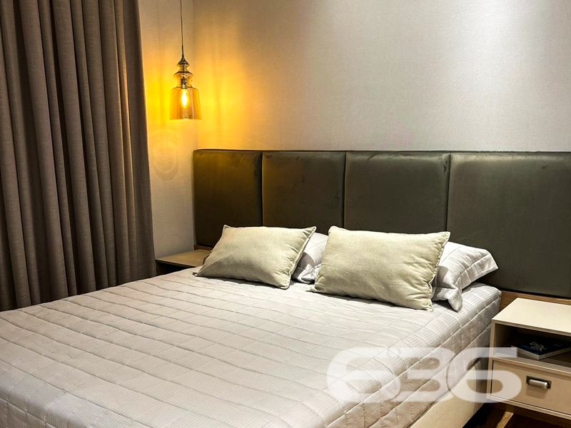LINDO APARTAMENTO COM SUÍTE + 2 QUARTOS NO BAIRRO GLÓRIA
Este há de ser um ótimo imóvel, o qual, contando com 115m² de área total e 74m² privativos, apresenta em seu layout 1 suíte, 2 dormitórios, sacada com churrasqueira, home office, sala, copa e cozinha conjugadas, banheiro e 2 vagas de garagem coberta.
Em suas áreas comuns, será possível usufruir de piscina aquecida por energia solar, quadra poliesportiva, playground, academia, salão de festas, quiosque, espaço pet, 2 elevadores por torre e elevador panorâmico com acesso pela Rua Quinze de Novembro. Do mesmo modo, há de ter estrutura equipada com monitoramento privado e portão eletrônico.
O imóvel se beneficiará da proximidade de restaurantes, lanchonetes, transporte público, supermercados, escolas e estabelecimentos comerciais em geral.
Ficou interessado? O que você está esperando!? Entre já em contato com a 636 e agende sua visita para conhecer pessoalmente este imóvel!
Consulte um de nossos corretores e saiba mais:
Telefone| 47 3451-0636
WhatsApp| 47 99190-0636
Imobiliária 636.