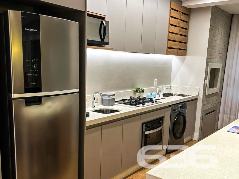 LINDO APARTAMENTO COM SUÍTE + 2 QUARTOS NO BAIRRO GLÓRIA
Este há de ser um ótimo imóvel, o qual, contando com 115m² de área total e 74m² privativos, apresenta em seu layout 1 suíte, 2 dormitórios, sacada com churrasqueira, home office, sala, copa e cozinha conjugadas, banheiro e 2 vagas de garagem coberta.
Em suas áreas comuns, será possível usufruir de piscina aquecida por energia solar, quadra poliesportiva, playground, academia, salão de festas, quiosque, espaço pet, 2 elevadores por torre e elevador panorâmico com acesso pela Rua Quinze de Novembro. Do mesmo modo, há de ter estrutura equipada com monitoramento privado e portão eletrônico.
O imóvel se beneficiará da proximidade de restaurantes, lanchonetes, transporte público, supermercados, escolas e estabelecimentos comerciais em geral.
Ficou interessado? O que você está esperando!? Entre já em contato com a 636 e agende sua visita para conhecer pessoalmente este imóvel!
Consulte um de nossos corretores e saiba mais:
Telefone| 47 3451-0636
WhatsApp| 47 99190-0636
Imobiliária 636.