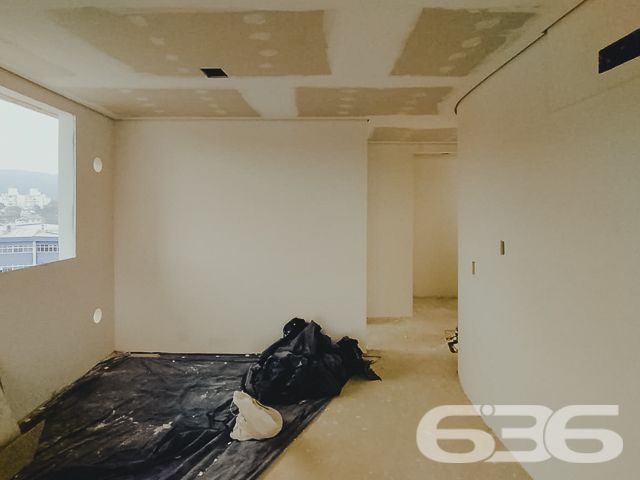 BELÍSSIMO APARTAMENTO COM 3 SUÍTES, NO BAIRRO SAGU