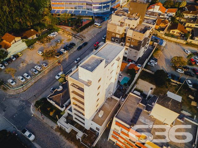 BELÍSSIMO APARTAMENTO COM 3 SUÍTES, NO BAIRRO SAGU