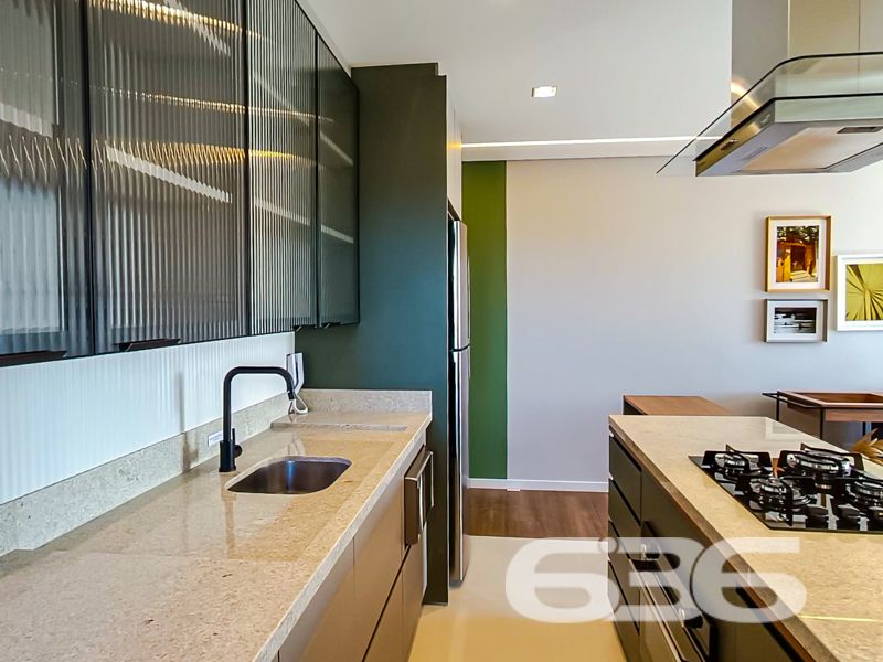 Apartamento alto padrão à venda no Anita Garibaldi