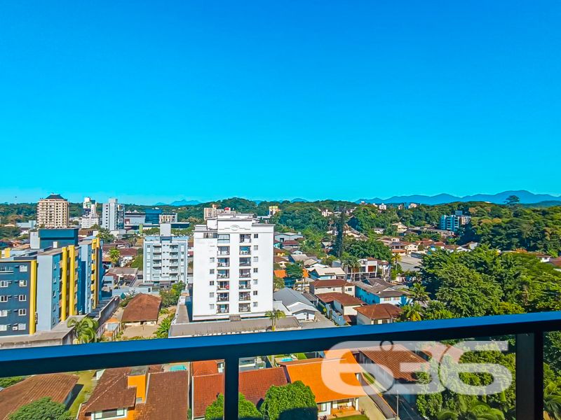 Apartamento alto padrão à venda no Anita Garibaldi