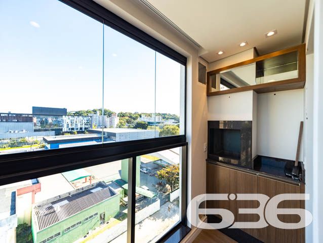 BELO APARTAMENTO NO BAIRRO ANITA GARIBALDI

Reunindo modernidade e graciosidade, este é um ótimo imóvel para se morar!
Para seu maior conforto e acomodação, o apartamento é muito bem dividido, composto por uma extraordinária suíte aconchegante e confortável. Completando o imóvel com uma área de serviço e amplos espaços para aproveitar bons momentos de descanso e lazer, tudo muito bem construído em prol do seu bem-estar.

No local ainda há uma fantástica e relaxante piscina-raia aquecida com 14 metros de comprimento, além de lindas áreas externas, espaço gourmet totalmente mobiliado, academia equipada, brinquedoteca para as crianças e ótimas bicicletas compartilhadas, sem contar o bicicletário disponível com muita segurança.

E por falar em segurança, é exatamente o que não falta nesse maravilhoso condomínio. Há uma gestão de controle de acesso com gerenciamento de dados e controle de acessos de moradores e ocorrências. Também, conta com uma portaria remota inteligente, garantindo eficiência, economia e segurança 24 horas por dia.

Se você deseja facilidade e comodidade, existe também ponto de recarga para carro elétrico e medições individuais de água e gás nos apartamentos.

Possui 1 vaga de garagem coberta.

São 60m² de área total de um imóvel situado no bairro Anita Garibaldi, em excelente localização, próximo de grandes estabelecimentos e comércios que facilitam seu dia a dia, com fácil acesso às principais vias e bairros da região e a cerca de 5 minutinhos do centro da cidade.

Consulte um de nossos corretores e saiba mais sobre esse vantajoso apartamento. Esperamos por você!

Telefone: (47) 3451-0636
WhatsApp: (47) 99190-0636

Imobiliária 636.