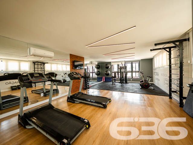 SEU NOVO LAR! APARTAMENTO COM SUÍTE + QUARTO NO BAIRRO ANITA GARIBALDI - ESTUDA PERMUTA

Este é um belíssimo imóvel com 63,32m² privativos, tendo em sua composição 2 dormitórios confortáveis (sendo uma suíte), sala de estar e sala de jantar, copa e cozinha conjugada, banheiro social e uma ótima sacada com churrasqueira - para aproveitar bons momentos ao lado de pessoas especiais. 

E para melhorar seus momentos de lazer e descontração, o residencial ainda possui espaço zen, espaço fitness, piscina, brinquedoteca e playground para as crianças, gazebo, pergolado, praça, pista de caminhada, quiosque com churrasqueira, salão de festas com espaço gourmet e salão de jogos para aproveitar com a galera!

Situado em um dos melhores bairros da cidade, onde você encontra tudo o que mais deseja a poucos passos do seu lar. 

Conta com uma vaga de garagem coberta.

Não perca tempo! Viva a vida que você merece.

Previsão de entrega: 10/2024.

Fale conosco e saiba mais:
Telefone: (47) 3451-0636
WhatsApp: (47) 99190-0636

Imobiliária 636. 