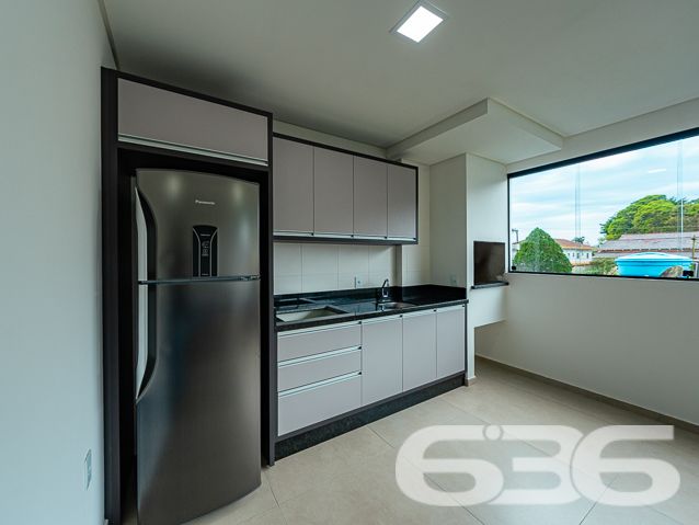 APARTAMENTO COM SUÍTE + 2 QUARTOS NO BAIRRO COSTA E SILVA
Descubra o luxo e o conforto neste deslumbrante apartamento de 103m² no bairro Costa e Silva. Equipado com 2 vagas de garagem cobertas, 2 dormitórios, suíte e 2 banheiros, este imóvel é o epítome da vida moderna e sofisticada.
EXPERIÊNCIA DE VIDA ÚNICA:
O apartamento oferece uma experiência de vida única com seus espaços bem planejados. A suíte é o seu refúgio pessoal, enquanto as duas sacadas oferecem vistas panorâmicas que você vai adorar. A sala de estar e jantar integradas são perfeitas para receber amigos e familiares, e a cozinha é um sonho para qualquer chef de cozinha.
LOCALIZAÇÃO ESTRATÉGICA:
Localizado no bairro Costa e Silva, você estará próximo a todas as comodidades que precisa. O prédio conta com elevador social, interfone, hall social, portão eletrônico e um salão de festas com churrasqueira para tornar suas celebrações ainda mais especiais.
ESCOLHA A 636 NEGÓCIOS IMOBILIÁRIOS:
Com mais de 30 anos de experiência e uma equipe de profissionais altamente qualificados, a 636 Negócios Imobiliários é sua melhor opção para uma compra segura e tranquila.
Telefone: (47) 3451-0636
WhatsApp: (47) 99190-0636
