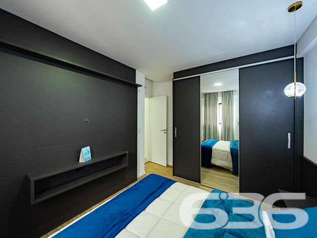 APARTAMENTO COM SUÍTE + 2 QUARTOS NO BAIRRO COSTA E SILVA
Descubra o luxo e o conforto neste deslumbrante apartamento de 103m² no bairro Costa e Silva. Equipado com 2 vagas de garagem cobertas, 2 dormitórios, suíte e 2 banheiros, este imóvel é o epítome da vida moderna e sofisticada.
EXPERIÊNCIA DE VIDA ÚNICA:
O apartamento oferece uma experiência de vida única com seus espaços bem planejados. A suíte é o seu refúgio pessoal, enquanto as duas sacadas oferecem vistas panorâmicas que você vai adorar. A sala de estar e jantar integradas são perfeitas para receber amigos e familiares, e a cozinha é um sonho para qualquer chef de cozinha.
LOCALIZAÇÃO ESTRATÉGICA:
Localizado no bairro Costa e Silva, você estará próximo a todas as comodidades que precisa. O prédio conta com elevador social, interfone, hall social, portão eletrônico e um salão de festas com churrasqueira para tornar suas celebrações ainda mais especiais.
ESCOLHA A 636 NEGÓCIOS IMOBILIÁRIOS:
Com mais de 30 anos de experiência e uma equipe de profissionais altamente qualificados, a 636 Negócios Imobiliários é sua melhor opção para uma compra segura e tranquila.
Telefone: (47) 3451-0636
WhatsApp: (47) 99190-0636