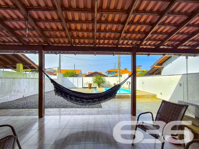 Casa à Venda em Balneário Barra do Sul - Perfeita