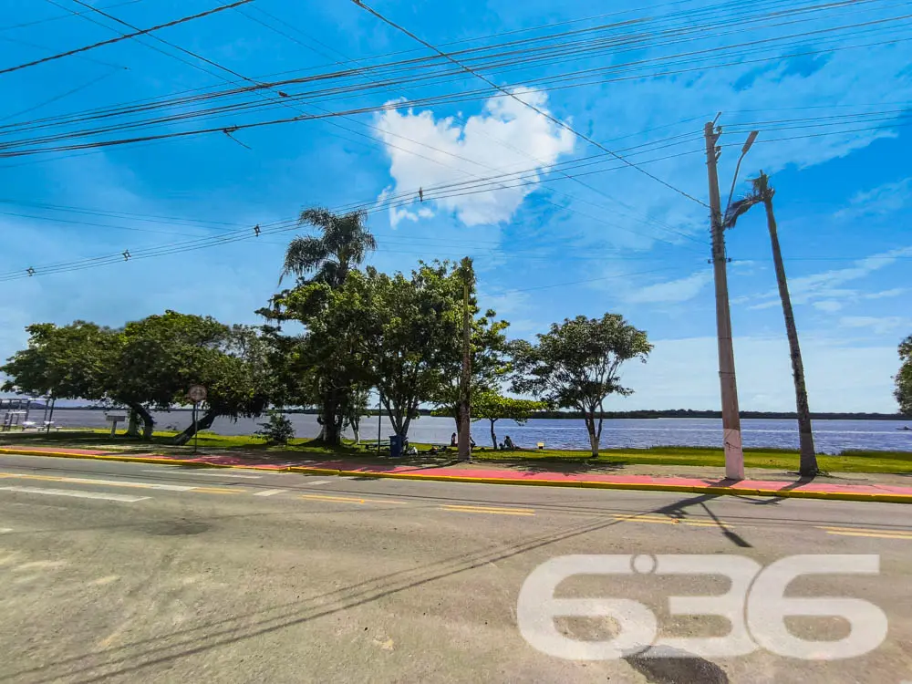 Oportunidade Imperdível: Terreno Amplo em Balneári
