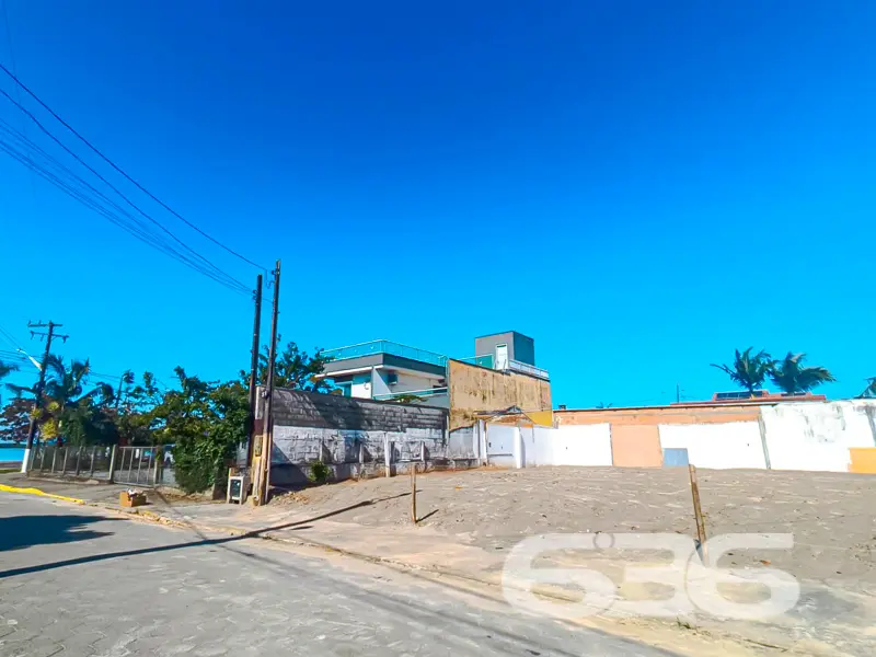 Descubra seu Novo Lar em Balneário Barra do Sul -