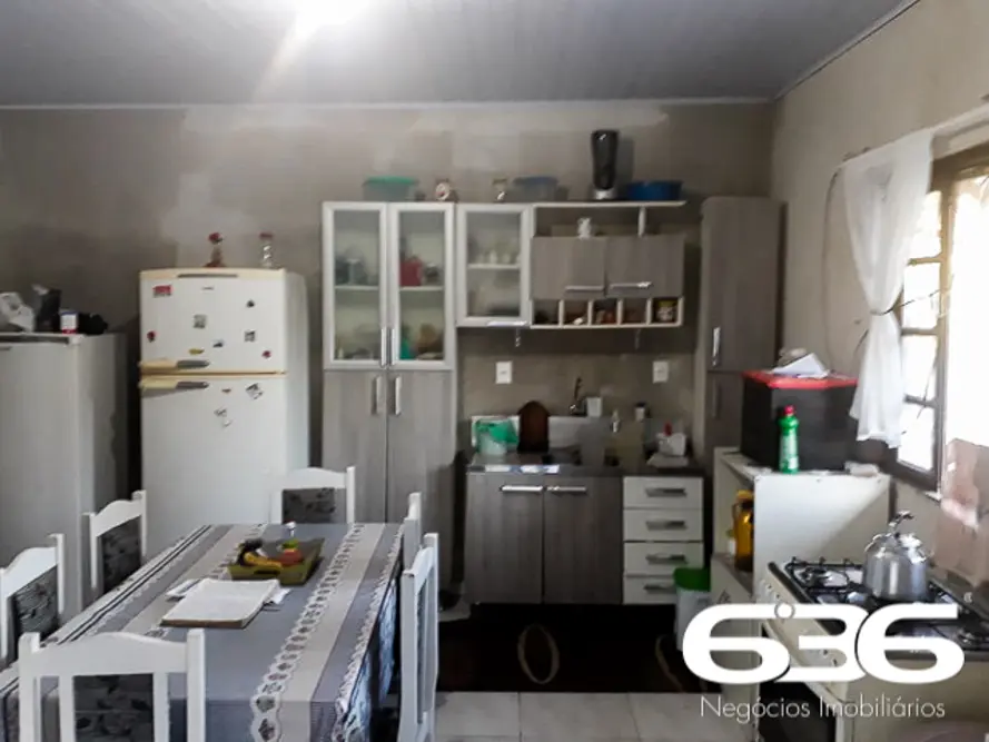 CASA À VENDA NO CENTRO, EM BALNEÁRIO BARRA DO SUL