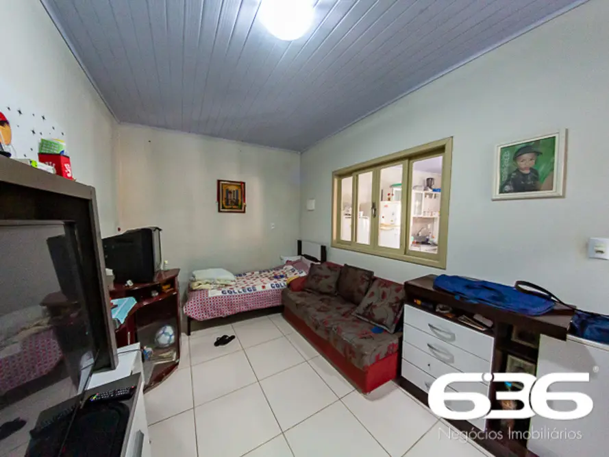 CASA À VENDA NO CENTRO, EM BALNEÁRIO BARRA DO SUL
