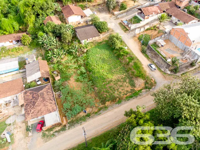 ESQUINA DA OPORTUNIDADE – TERRENO ESPAÇOSO NO PROF