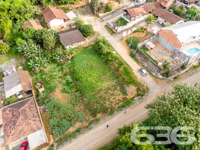 ESQUINA DA OPORTUNIDADE – TERRENO ESPAÇOSO NO PROF