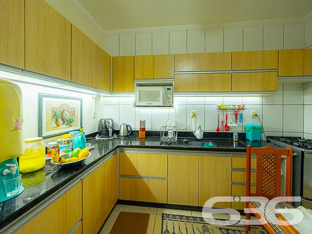 IMÓVEL COM 4 QUARTOS NO BAIRRO COSTEIRA, BALNEÁRIO