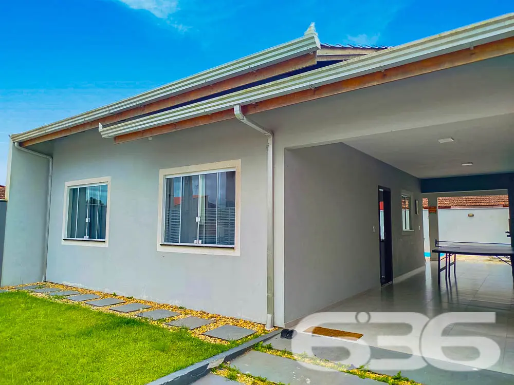 Casa Confortável à Venda em Balneário Barra do Sul