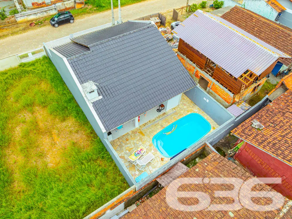 Casa Confortável à Venda em Balneário Barra do Sul